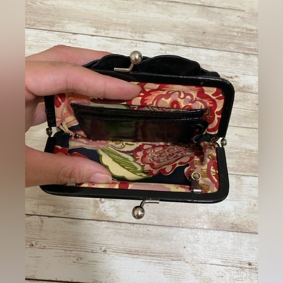 Brighton Purse Small Black Patent Leather Flower Floral Lining - Picture 9 of 16